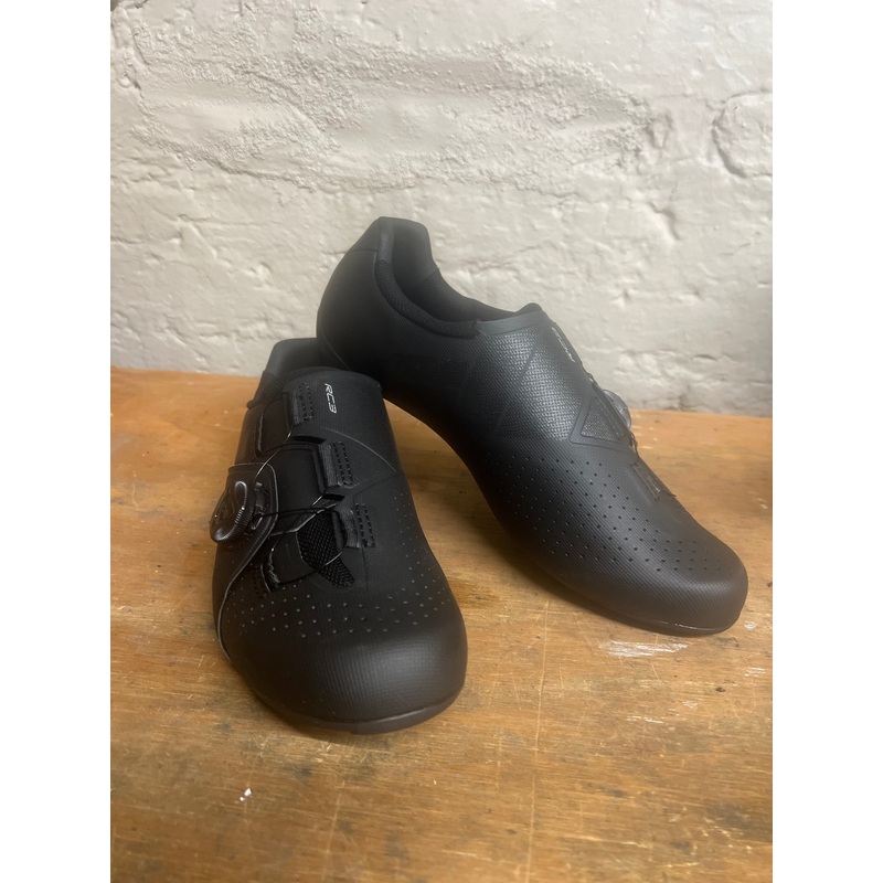 Shimano rc300 mens size:44