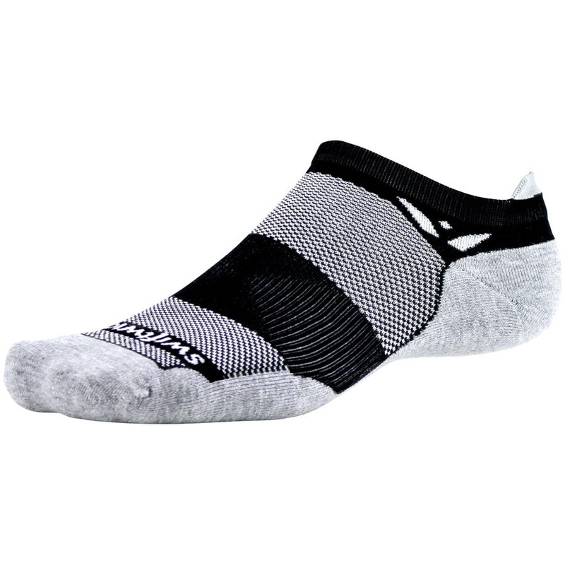 Swiftwick Maxus No Show Socks – No Show Black Medium