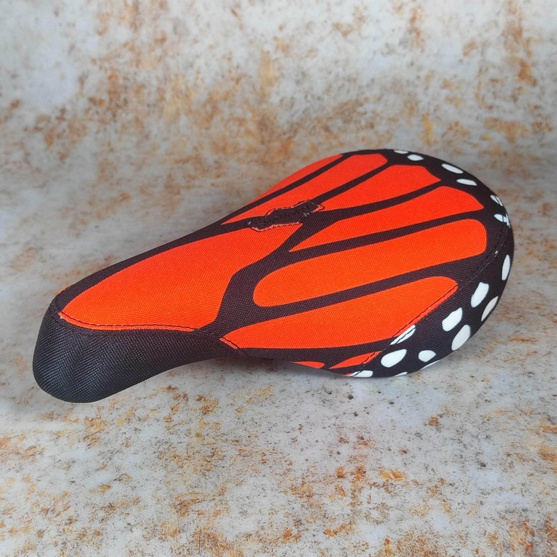 Sunday x Burn Slow Fat Capital Pivotal Seat Monarch Black / Orange