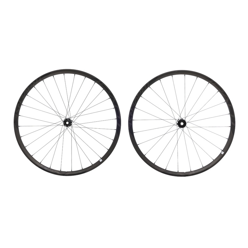 Roval Traverse SL Carbon Tubeless 27.5″ Wheelset