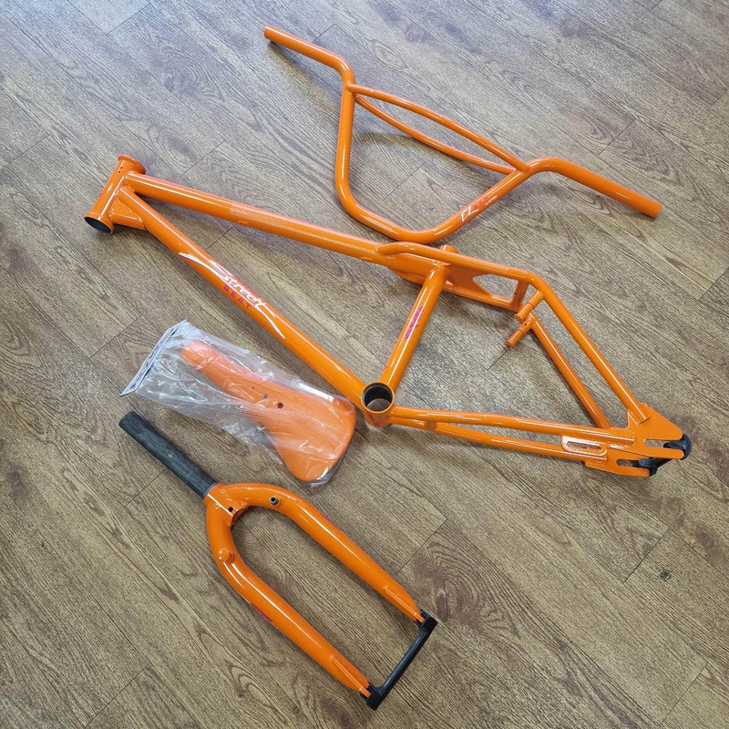 Skyway Street Beat Frame / Fork / Bars / Seat Orange