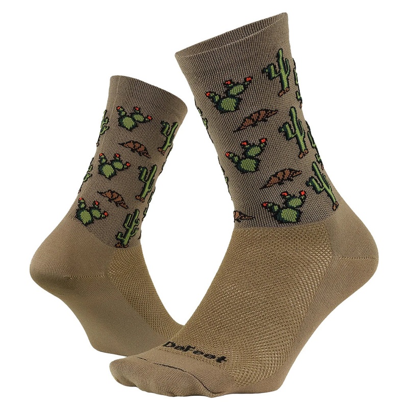 DeFeet Aireator 6″ Cactus Socks 12+ Tan