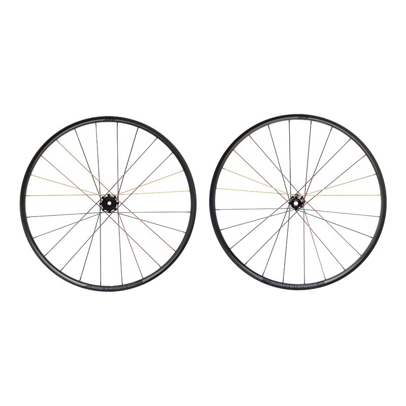 Industry Nine Carbon Enduro 315 24h Carbon Tubeless 29″ Wheelset