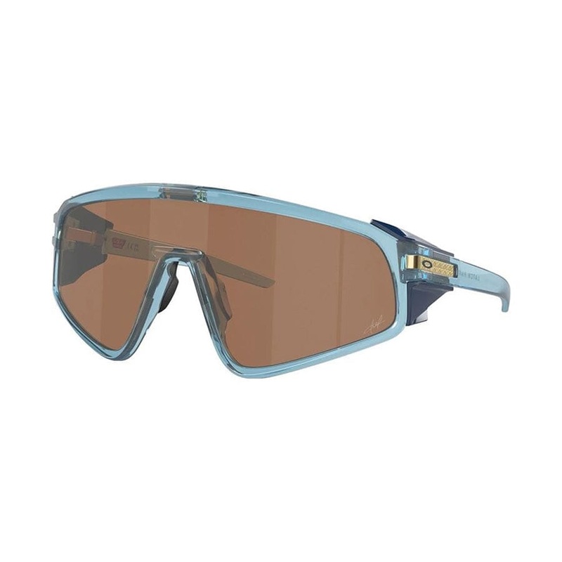 Oakley Latch Panel