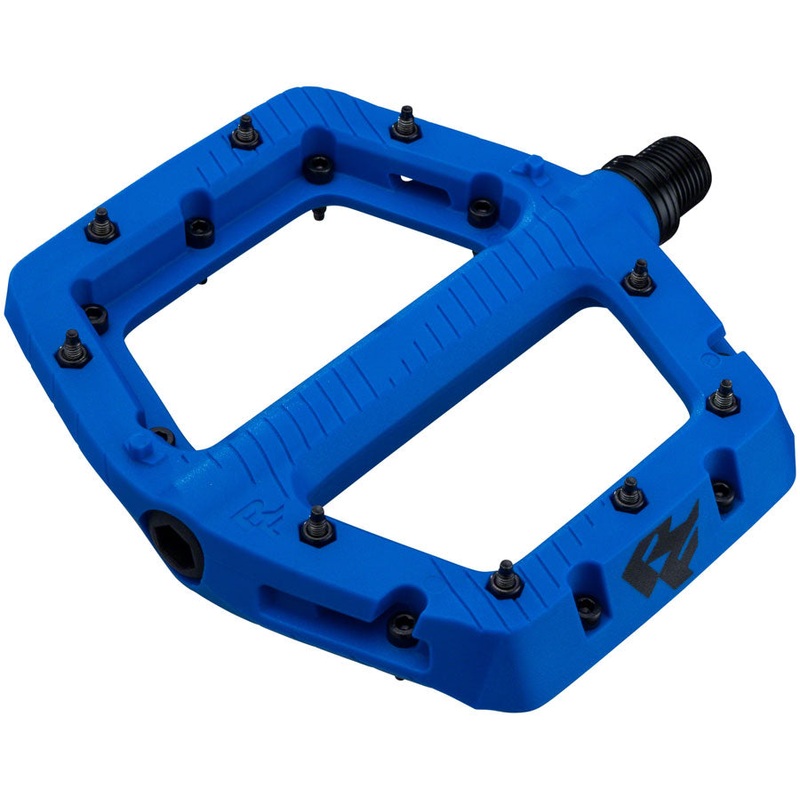 RaceFace Chester Pedals – Platform, Composite, 9/16″, Large, Blue