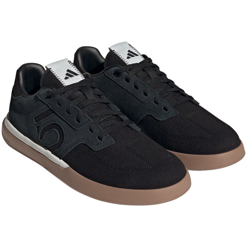 Womens Sleuth Flat Shoes – Core Black / Gum M2