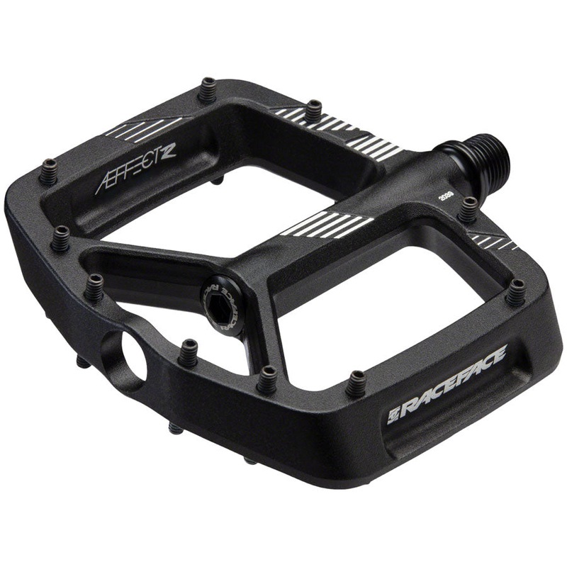 RaceFace Aeffect R Pedals – Platform, Aluminum, 9/16″, Black