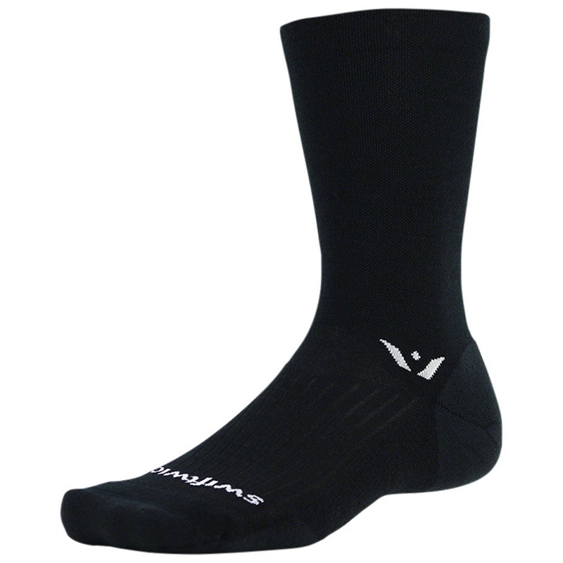 Swiftwick Pursuit Crew Socks – 7″ Black Large