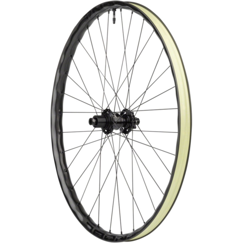 NOBL TR37/Onyx Vesper 29-inch Rear